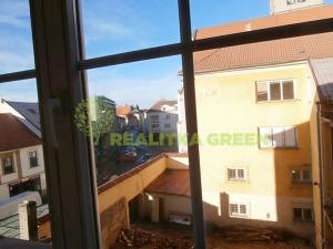 Pronájem bytu 3+1, Soběslav, náměstí Republiky, 90 m2