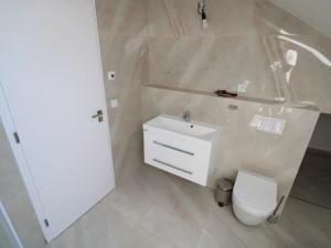 Pronájem bytu 4+kk, Zbiroh, Majerové, 107 m2