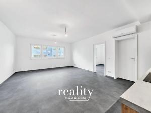 Pronájem bytu 2+kk, Znojmo, Třešňová, 64 m2