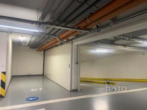 Pronájem garážového stání, Praha - Stodůlky, Tlumačovská, 13 m2