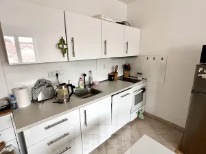 Pronájem bytu 1+kk, Praha - Čimice, Zaječická, 35 m2