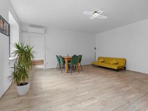 Pronájem bytu 1+1, Zlín, Kvítková, 55 m2