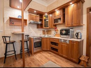 Pronájem bytu 2+kk, Karlovy Vary, Kolmá, 62 m2