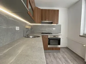 Pronájem bytu 2+1, České Budějovice, Polní, 52 m2