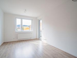 Prodej bytu 2+kk, Jince, Zborovská, 41 m2