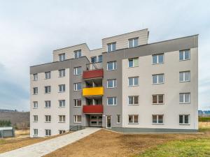 Prodej bytu 2+kk, Jince, Zborovská, 41 m2