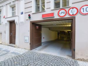 Pronájem bytu 1+kk, Praha - Žižkov, Štítného, 34 m2