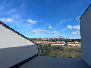 Pronájem bytu 4+kk, Praha - Vysočany, Pod Harfou, 120 m2
