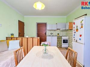 Prodej rodinného domu, Semice, 142 m2