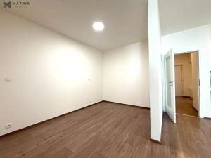 Pronájem bytu 2+kk, Praha - Libeň, U Rokytky, 62 m2