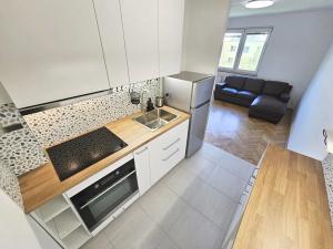 Pronájem bytu 3+kk, Praha - Záběhlice, Bělčická, 60 m2