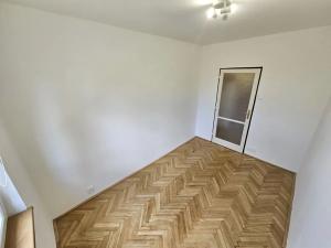 Pronájem bytu 3+kk, Praha - Záběhlice, Bělčická, 60 m2