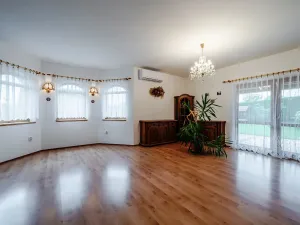 Prodej rodinného domu, Velké Přílepy, Slavíčkova, 330 m2