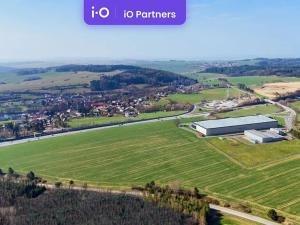 Pronájem skladu, Ostředek, 4424 m2