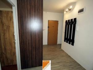 Pronájem bytu 2+1, Kadaň, Na Podlesí, 61 m2