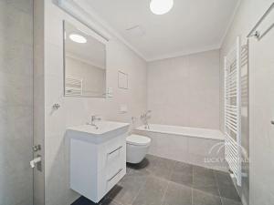 Pronájem bytu 3+kk, Praha - Chodov, Líbalova, 60 m2
