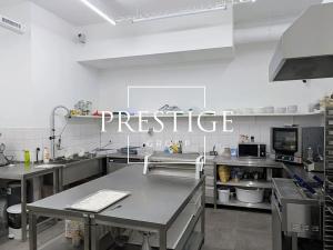 Pronájem restaurace, Praha - Strašnice, Zvěřinova, 89 m2