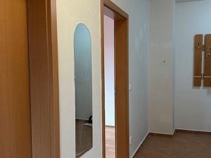 Pronájem bytu 2+1, Liberec - Liberec XXX-Vratislavice nad Nisou, Seniorů, 64 m2