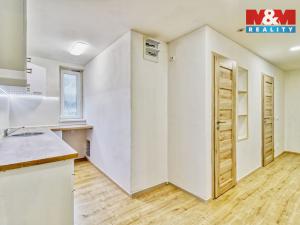 Prodej bytu 2+1, Meziboří, Okružní, 55 m2