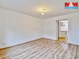 Prodej bytu 2+1, Meziboří, Okružní, 55 m2