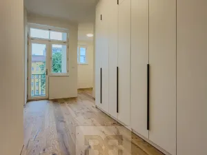 Pronájem bytu 4+kk, Praha - Holešovice, Vinařská, 118 m2