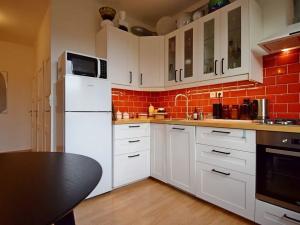 Pronájem bytu 2+1, Praha - Vršovice, Jakutská, 60 m2