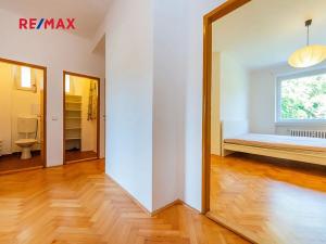 Pronájem bytu 2+1, Praha - Střešovice, Na Petynce, 63 m2