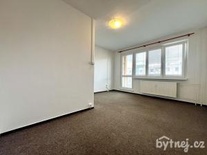 Pronájem bytu 1+1, Olomouc - Nové Sady, Družební, 36 m2