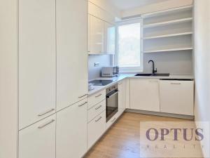 Pronájem bytu 4+kk, Praha - Jinonice, Pod stolovou horou, 84 m2