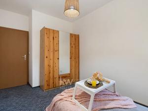 Prodej bytu 2+kk, Jesenice, Za Rybníkem, 56 m2
