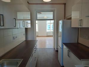 Pronájem bytu 3+1, Praha - Žižkov, Cimburkova, 82 m2