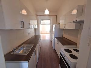 Pronájem bytu 3+1, Praha - Žižkov, Cimburkova, 82 m2