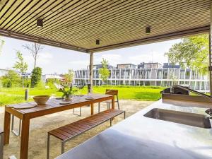 Pronájem bytu 2+kk, Praha - Smíchov, Holečkova, 72 m2