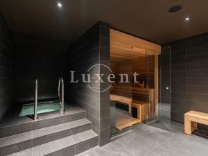 Pronájem bytu 4+kk, Praha - Smíchov, Holečkova, 174 m2