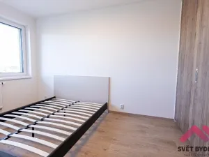 Pronájem bytu 2+kk, Praha - Řepy, Laudova, 56 m2