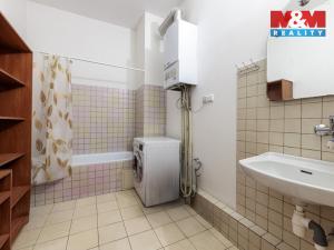 Prodej bytu 3+kk, Karlovy Vary, Zámecký vrch, 72 m2