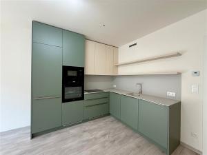 Pronájem bytu 2+kk, Praha, Kolbenova, 50 m2