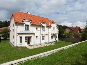 Pronájem vily, Praha - Nebušice, K vinicím, 288 m2