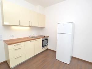 Pronájem bytu 1+kk, Praha - Karlín, U Mlýnského kanálu, 34 m2