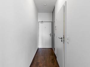 Pronájem bytu 1+kk, Praha - Karlín, U Mlýnského kanálu, 34 m2