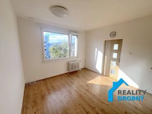 Pronájem bytu 1+1, Děčín, Jezdecká, 35 m2