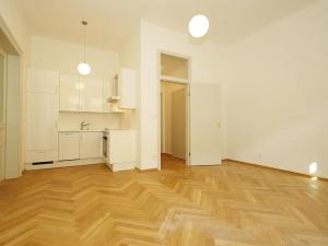 Pronájem bytu 2+kk, Praha - Vinohrady, Balbínova, 66 m2
