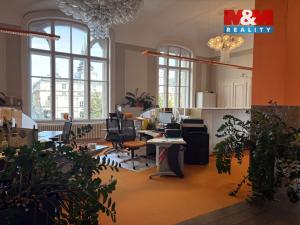 Pronájem kanceláře, Pardubice - Zelené Předměstí, U Divadla, 125 m2