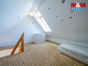Prodej rodinného domu, Rovečné, 270 m2
