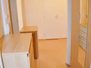 Pronájem bytu 3+1, Praha - Chodov, Jarníkova, 84 m2