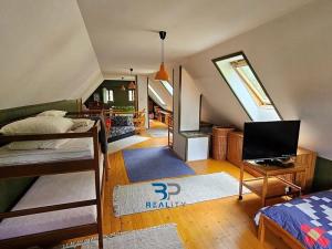 Prodej chalupy, Blíževedly, 200 m2