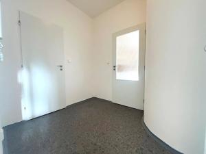 Pronájem bytu 1+kk, Praha - Nusle, U Jedličkova ústavu, 35 m2