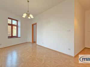 Pronájem bytu 2+1, Holice, Hradecká, 45 m2