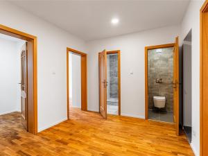 Prodej bytu 3+kk, Praha, Na Jarově, 79 m2