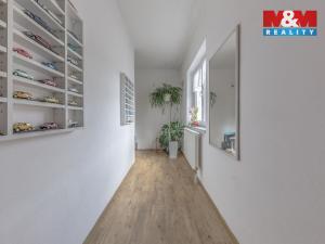 Prodej obchodního prostoru, Tanvald - Šumburk nad Desnou, Krkonošská, 1500 m2